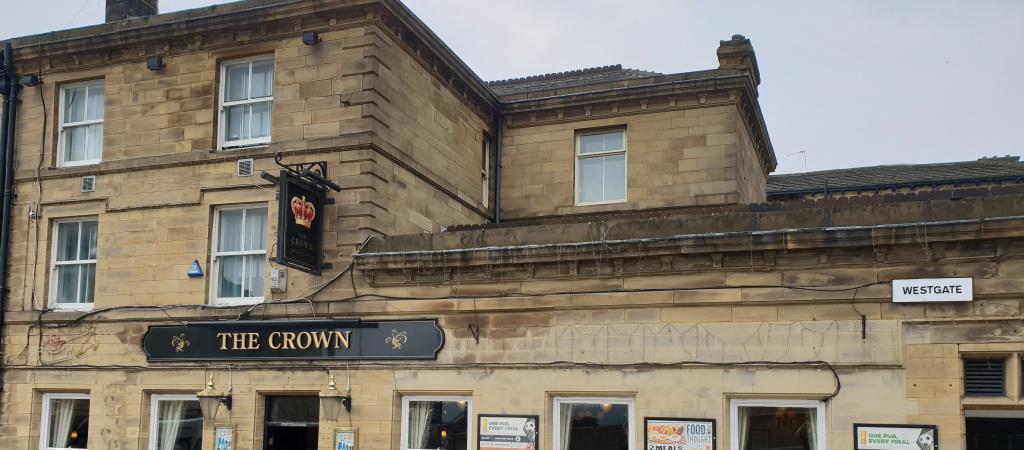 Best Sports Bars in Huddersfield - Crown Hotel Huddersfield