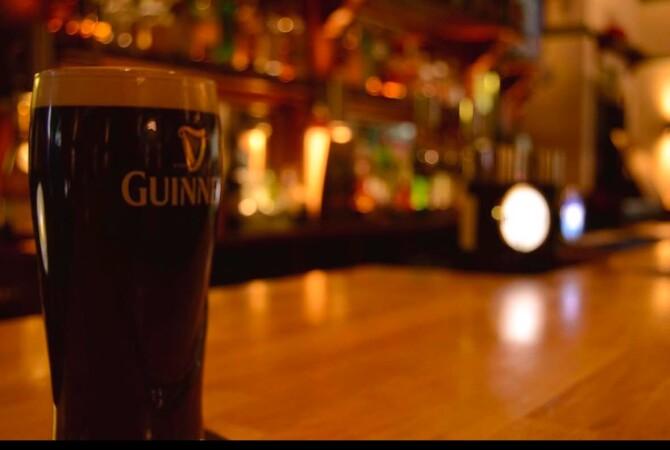 Best Sports Bars in Paris - The Freedom Pub