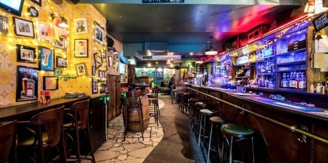 Best Sports Bars in Paris - O'Sullivans Rebel Bar