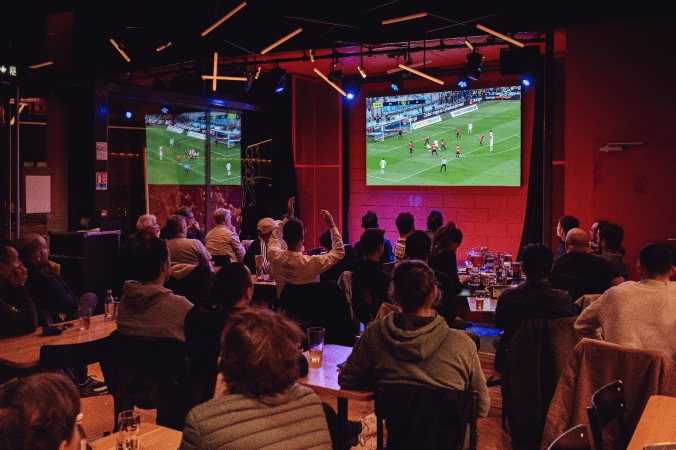 Best Sports Bars in Lyon - Ninkasi Vaise industrie