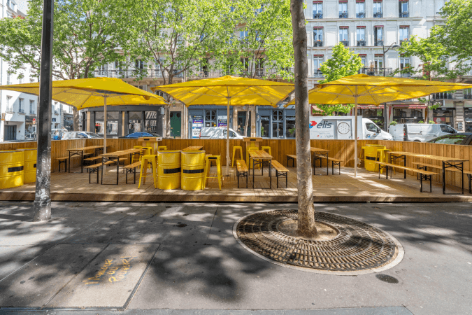 Best Sports Bars in Paris - L'Amphi Quai de Seine