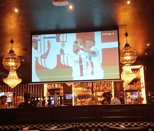 Best Sports Bars in Evreux - Au Bureau Evreux