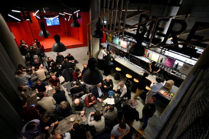 Best Sports Bars in Villeurbanne - Ninkasi La Soie