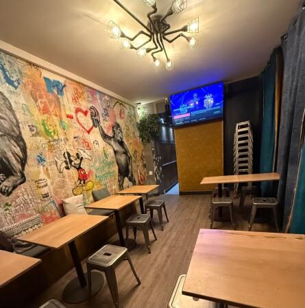 Best Sports Bars in Paris - COOL'IN Bar