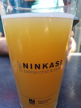 Best Sports Bars in Champagne-au-Mont-d'Or - Ninkasi Champagne