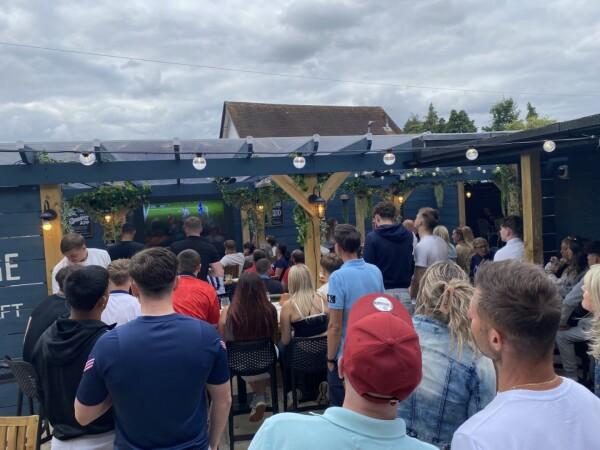 Best Sports Bars in Maidenhead - Thatched Cottage (Maidenhead)