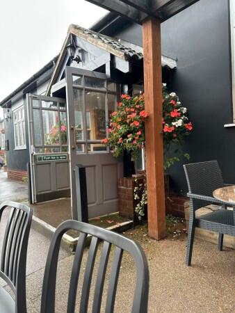 Best Sports Bars in Hereford - Rose & Crown (Hereford)