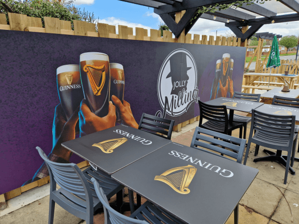 Best Sports Bars in Luton - Jolly Milliner (Luton)