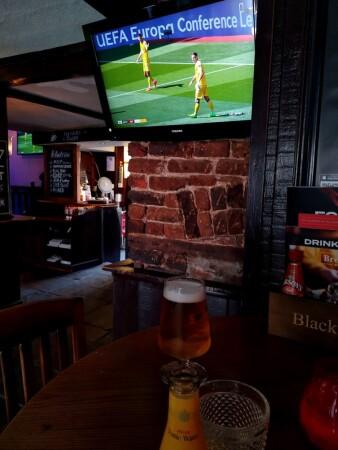 Best Sports Bars in Exeter - Black Horse (Exeter)
