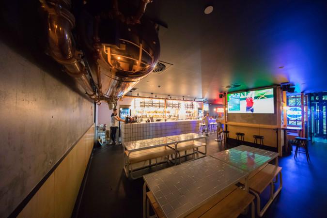 Best Sports Bars in Melbourne - Kicks