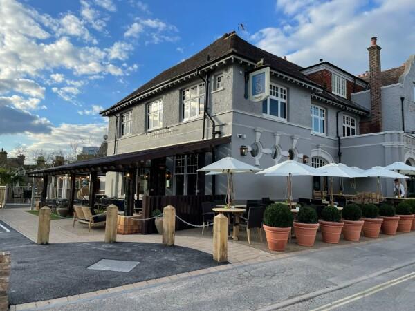 Best Sports Bars in East Grinstead - Ship Inn