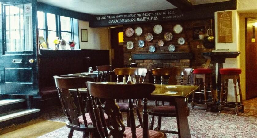 Best Sports Bars in Watford - THE SARACENS HEAD