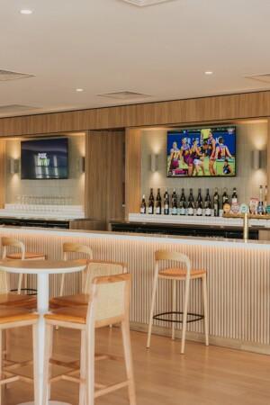 Best Sports Bars in Christies Beach - Christies Beach Hotel