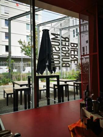 Best Sports Bars in Décines-Charpieu - Ninkasi OL Vallée