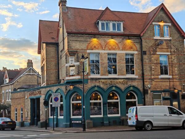 Best Sports Bars in Ealing - Grange