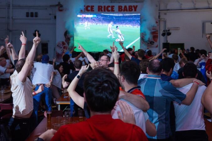 Best Sports Bars in London - Big Penny Social