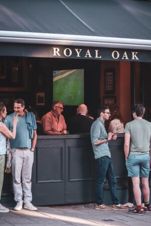 Best Sports Bars in Bristol - The Royal Oak