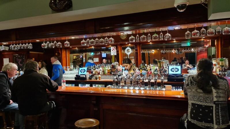 Best Sports Bars in Cork - Old Oak