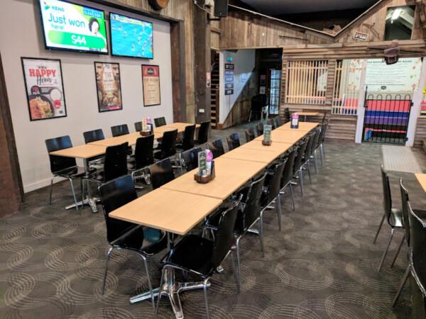 Best Sports Bars in Mount Druitt - Uncle Bucks Hotel