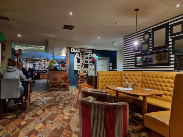 Best Sports Bars in Northampton - Sunnyside