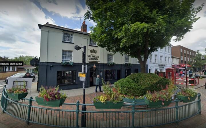Best Sports Bars in Rayleigh - Ye Olde Crown