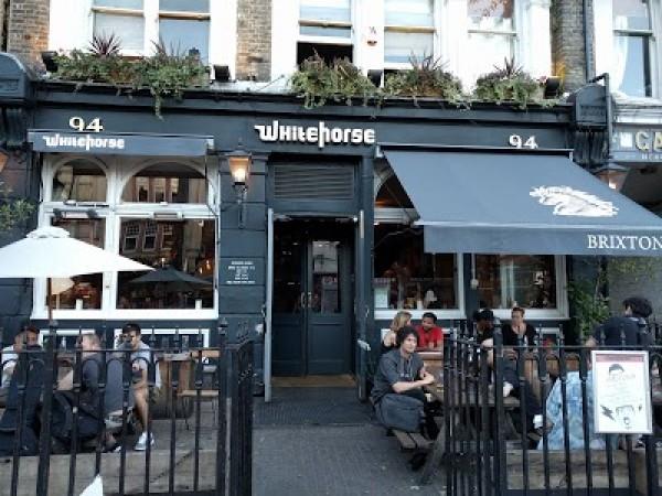 Best Sports Bars in London - White Horse