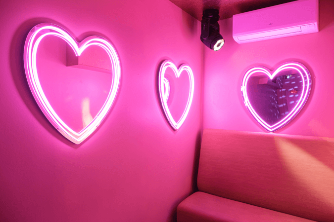 Best Sports Bars in LONDON - The Star by Liverpool Street