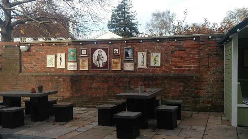 Best Sports Bars in London - Fox and Finch