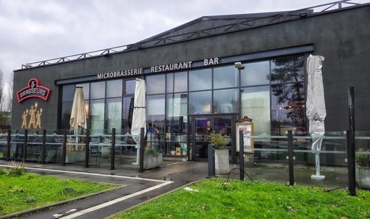 Best Sports Bars in Arras - Les 3 Brasseurs - Arras