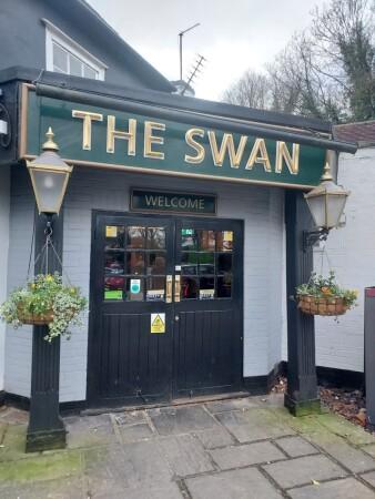 Best Sports Bars in Colchester - Swan Inn (Stanway)