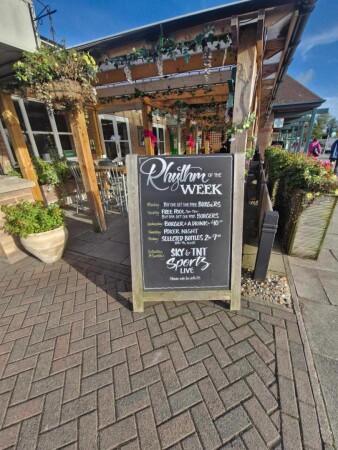 Best Sports Bars in Felixstowe - Owl & Pussycat (Felixstowe)