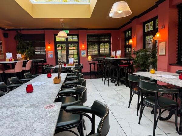 Best Sports Bars in Leeds - The Beck & Call