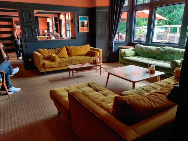 Best Sports Bars in Leeds - The Beck & Call