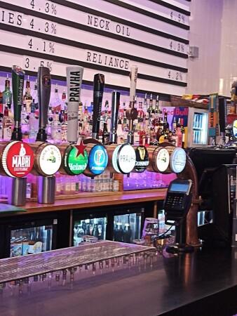 Best Sports Bars in London - Belushi's Hammersmith