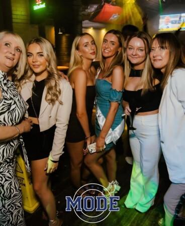 Best Sports Bars in Worcester - Mode Sports Bar & Grill