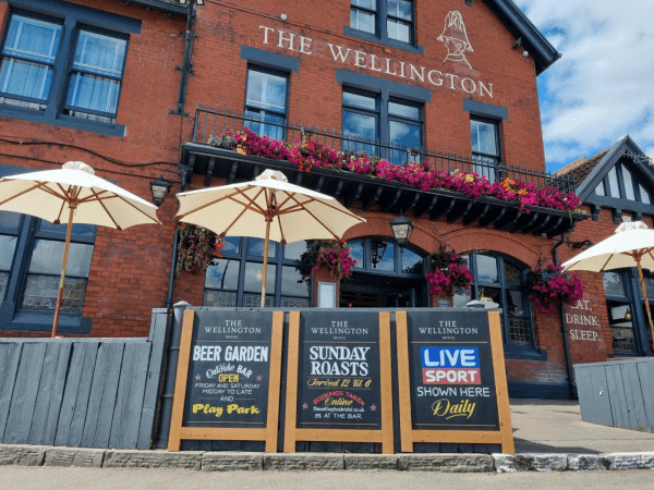 Best Sports Bars in Bristol - The Wellington