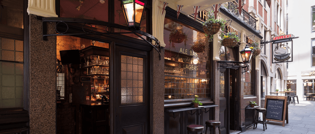Best Sports Bars in London - The Swan Tavern