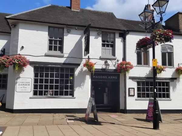 Best Sports Bars in Solihull - Masons Arms