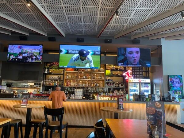 Best Sports Bars in Mandurah - The Sporting Globe Mandurah
