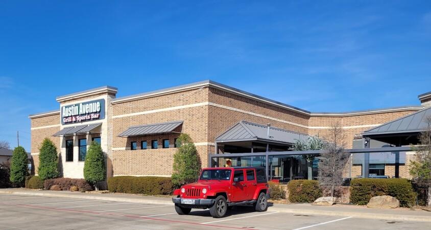 Best Sports Bars in Plano - Austin Avenue Sports Bar & Grille