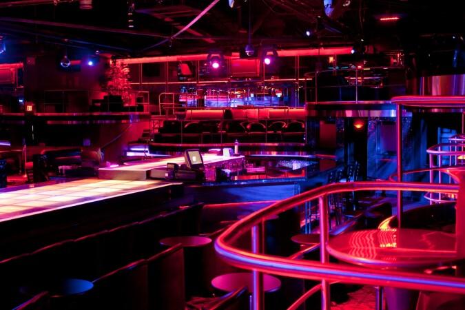 Best Sports Bars in Philadelphia - Delilahs