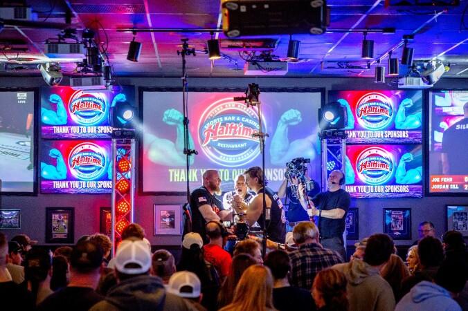 Best Sports Bars in Great Falls - Halftime Sports Bar @ Great Falls Casino