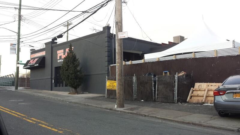 Best Sports Bars in Staten Island - Play Sports Bar (District)