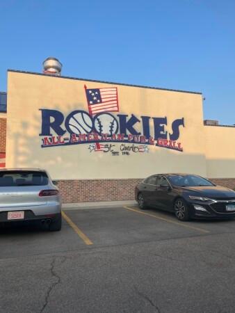Best Sports Bars in St. Charles - Rookies Sports Bar & Grill @ St. Charles