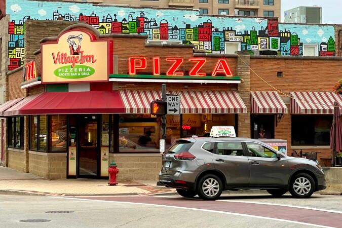 Best Sports Bars in Skokie - Village Inn Pizzeria