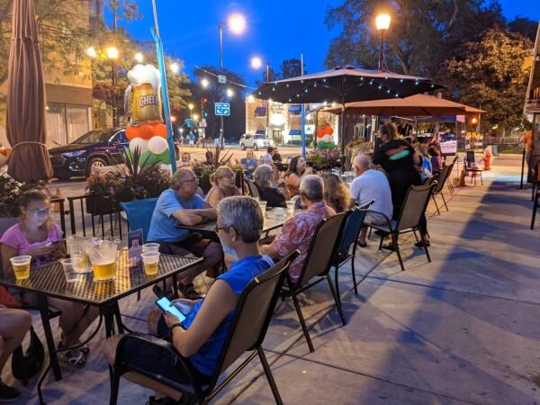 Best Sports Bars in Skokie - Village Inn Pizzeria