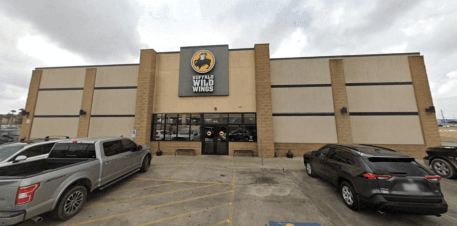 Best Sports Bars in Corpus Christi - Buffalo Wild Wings @ Corpus Christi, Tx