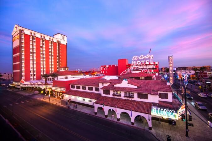 Best Sports Bars in Las Vegas - El Cortez Hotel & Casino