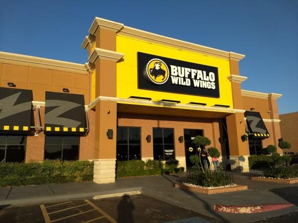 Best Sports Bars in Abilene - Buffalo Wild Wings @ Abilene, Tx - Ridgemont Dr.