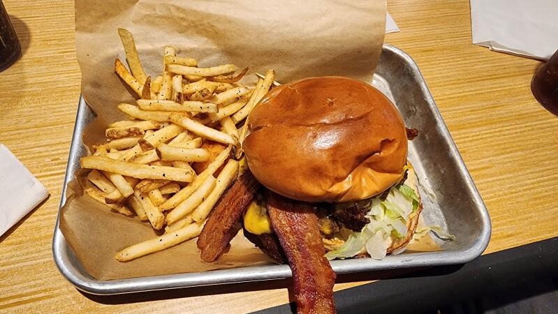 Best Sports Bars in Wichita Falls - Buffalo Wild Wings @ Wichita Falls, Tx